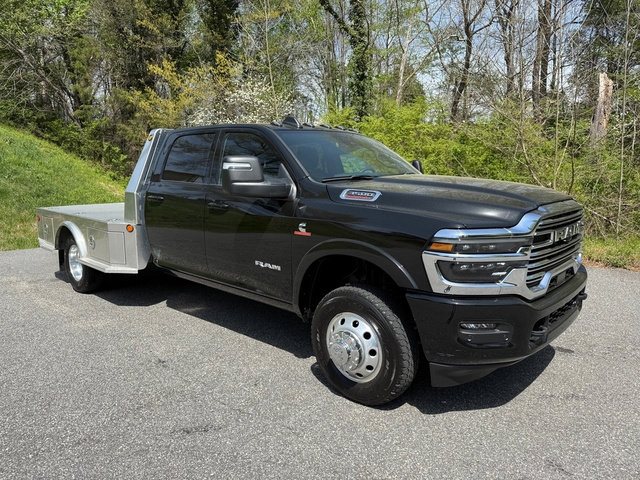 Used 2025 RAM 3500 Big Horn w/ Laramie Trim Package image 4