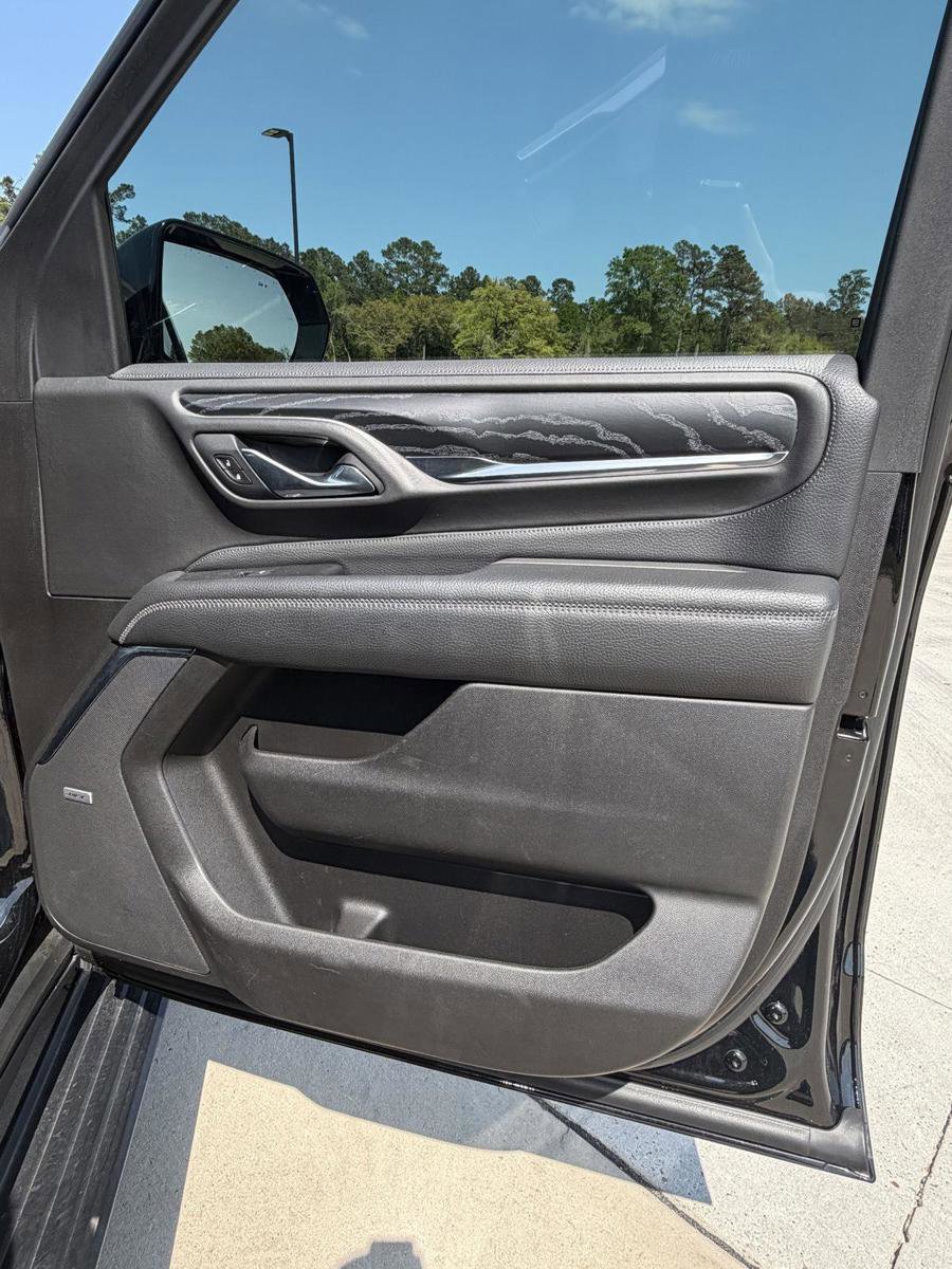 Used 2021 GMC Yukon Denali w/ Denali Ultimate Package image 20