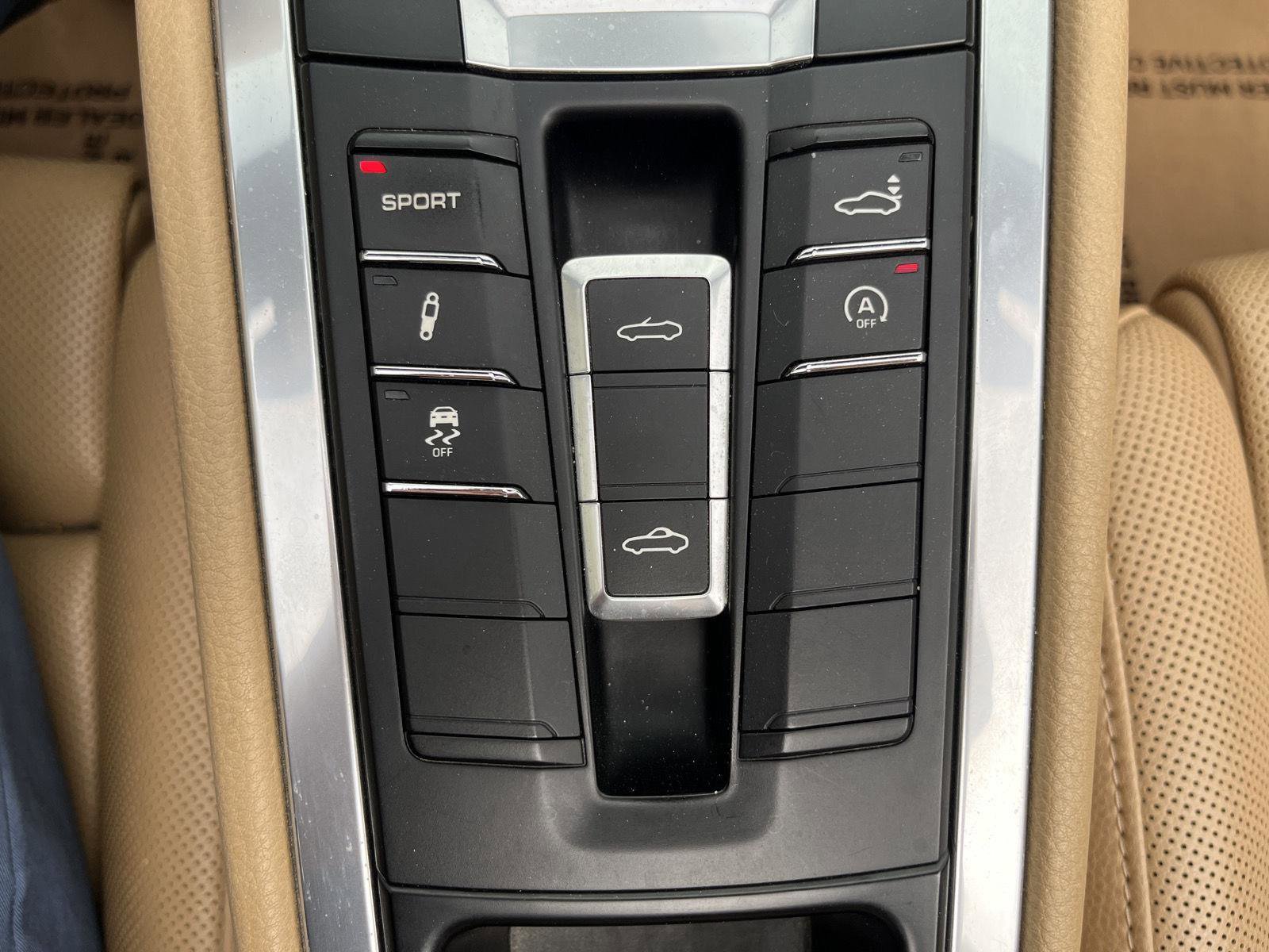Used 2013 Porsche Boxster S RWD image 14