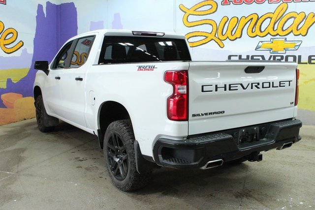 Used 2021 Chevrolet Silverado 1500 LT Trail Boss w/ Bed Protection Package AWD/4WD image 6