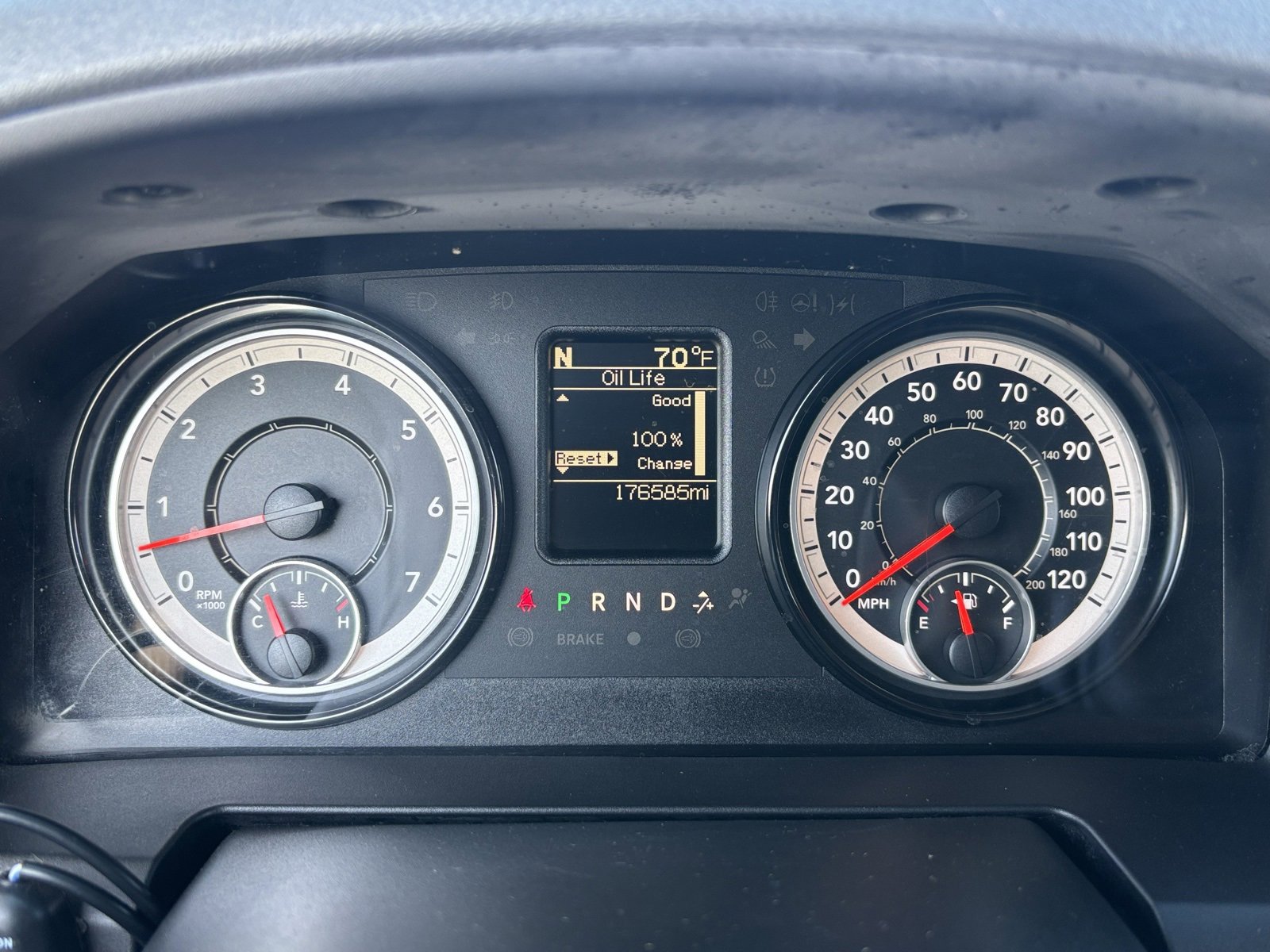 Used 2018 RAM 1500 Classic SLT image 6