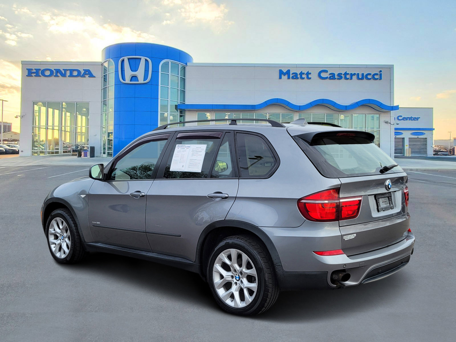 Used 2011 BMW X5 xDrive35i image 3