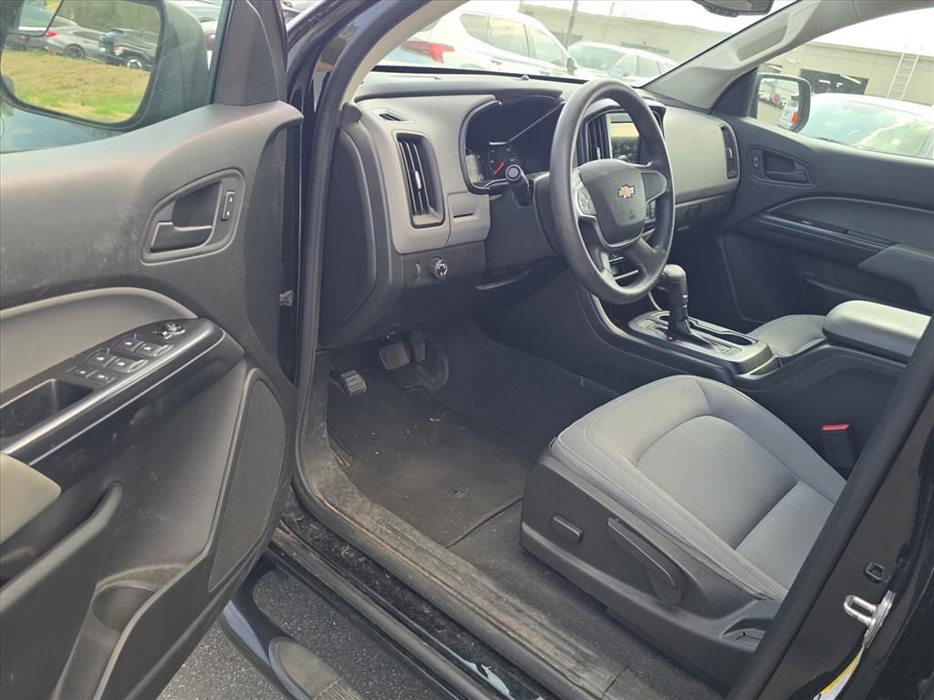 Used 2019 Chevrolet Colorado W/T w/ Custom Special Edition image 5
