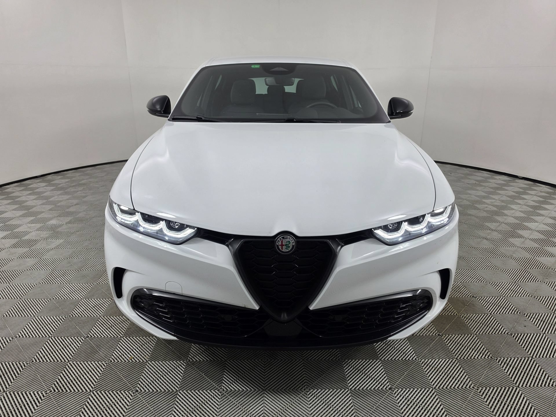 Used 2024 Alfa Romeo Tonale Sprint AWD/4WD image 35
