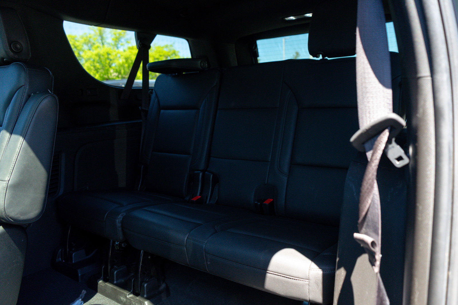 Used 2021 Chevrolet Suburban Z71 w/ Luxury Package AWD/4WD image 22