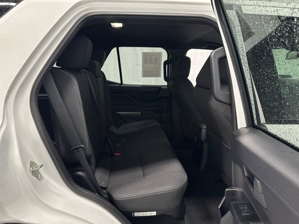 Used 2025 Toyota 4Runner SR5 image 39