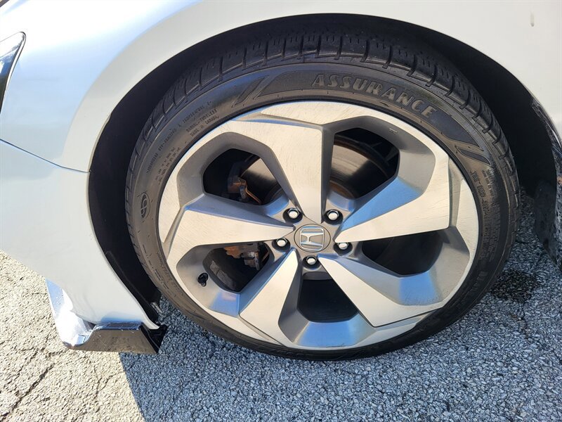 Used 2018 Honda Accord Touring image 28