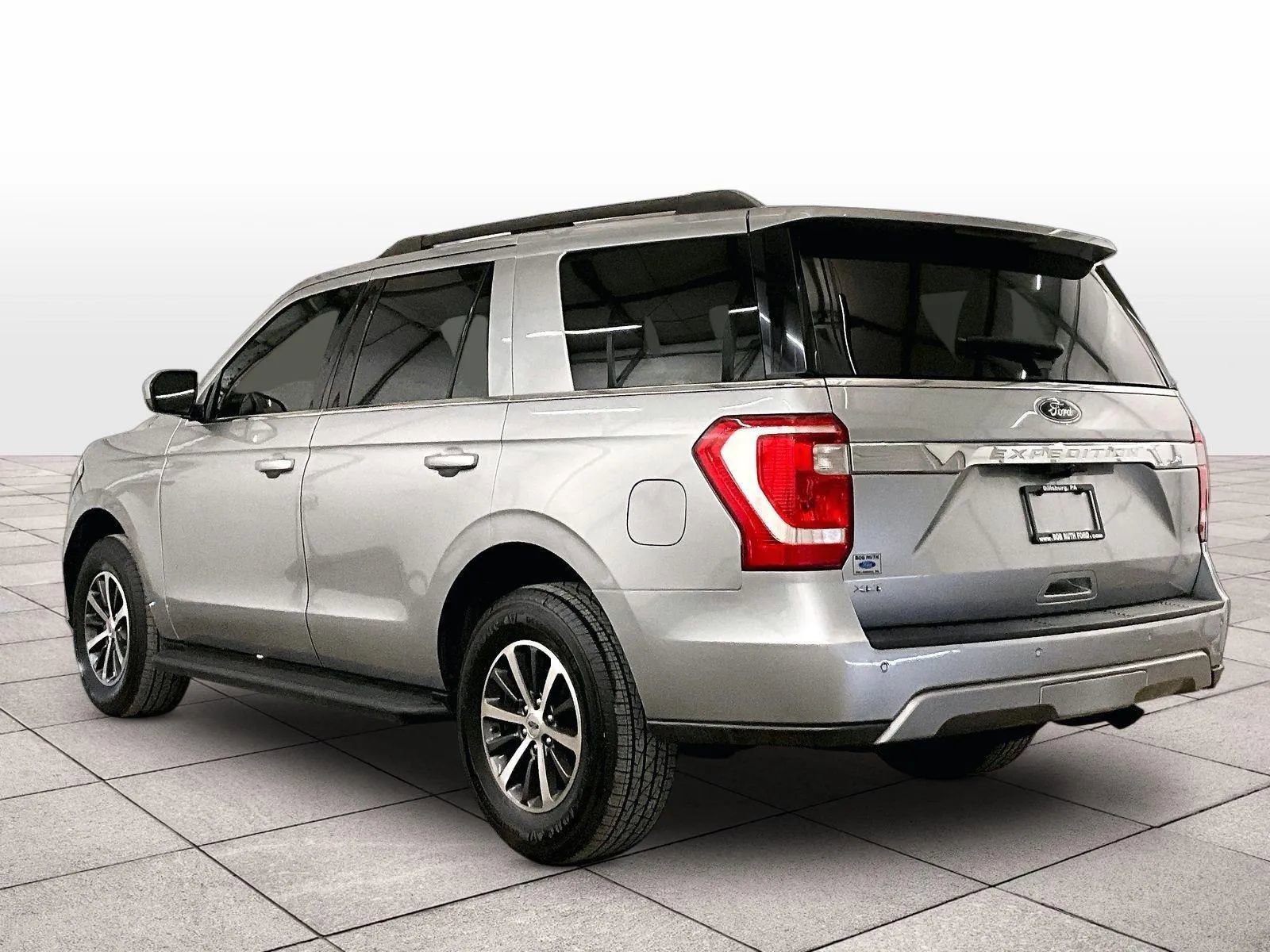 Certified 2021 Ford Expedition XLT image 10