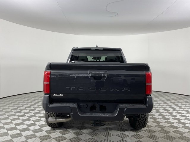 Used 2025 Toyota Tacoma SR5 image 4