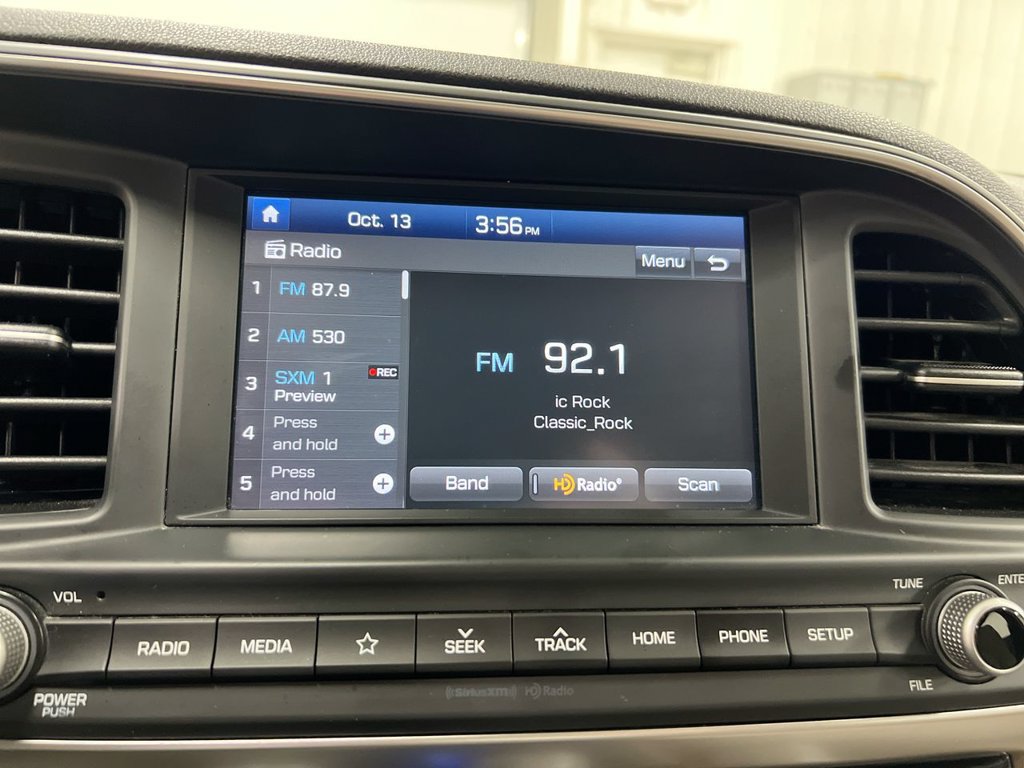 Used 2019 Hyundai Elantra SEL FWD image 14