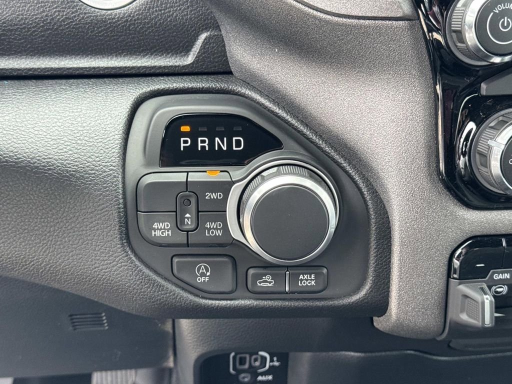 New 2026 RAM 1500 Classic Warlock AWD/4WD image 46