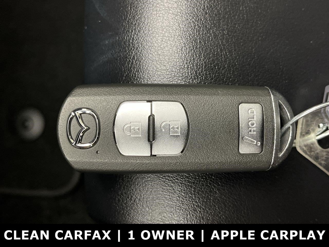 Used 2018 MAZDA MAZDA3 Touring FWD image 23