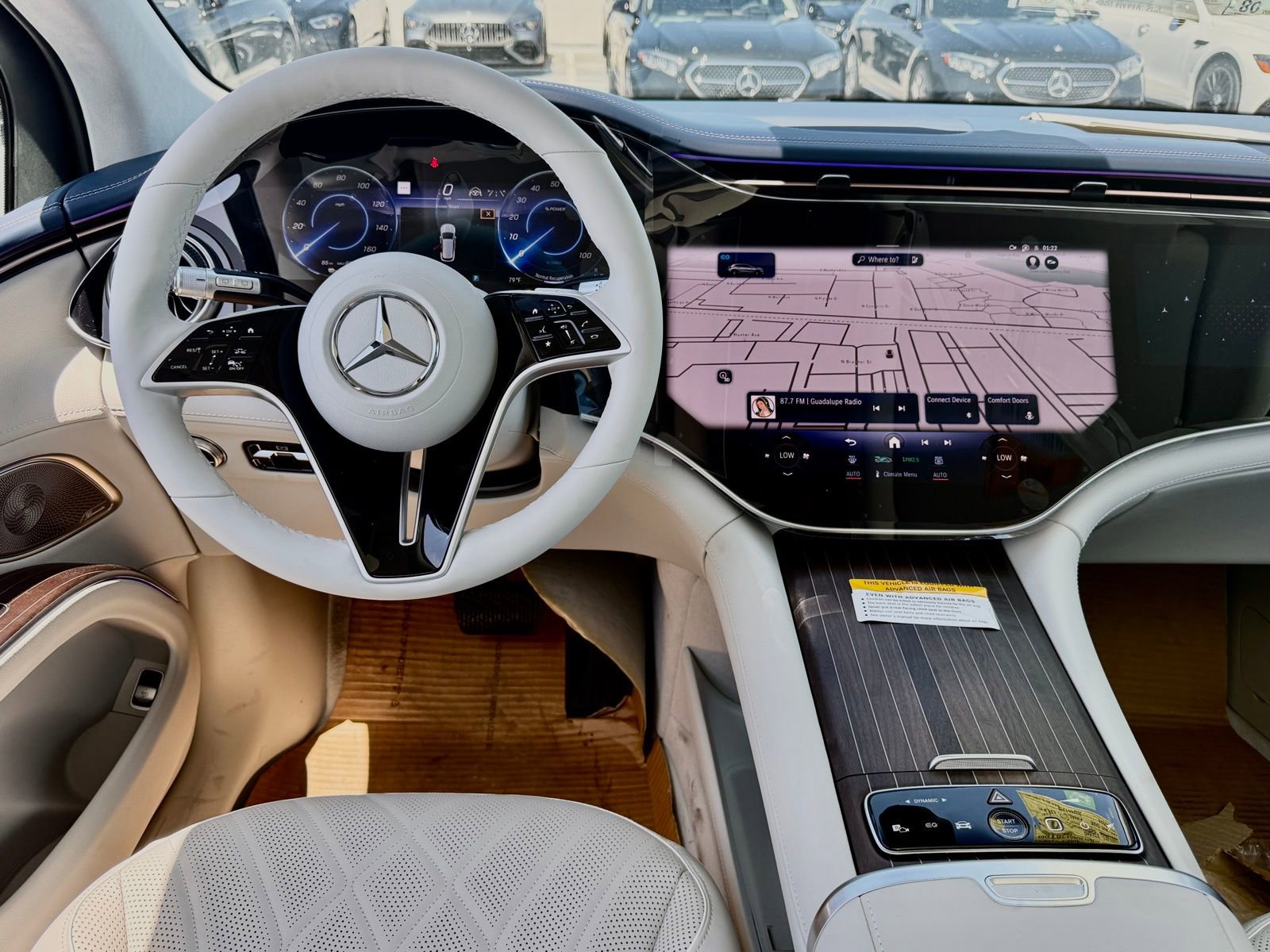 New 2026 Mercedes-Benz EQS 550 4MATIC SUV image 28