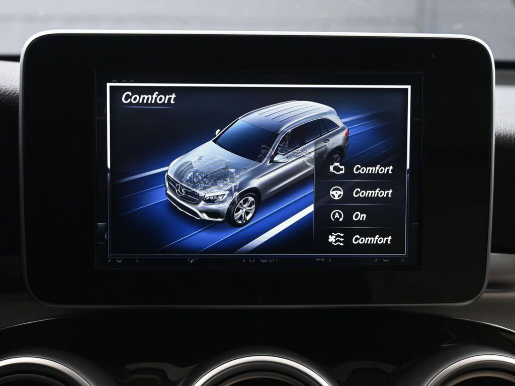 Used 2016 Mercedes-Benz GLC 300 image 31