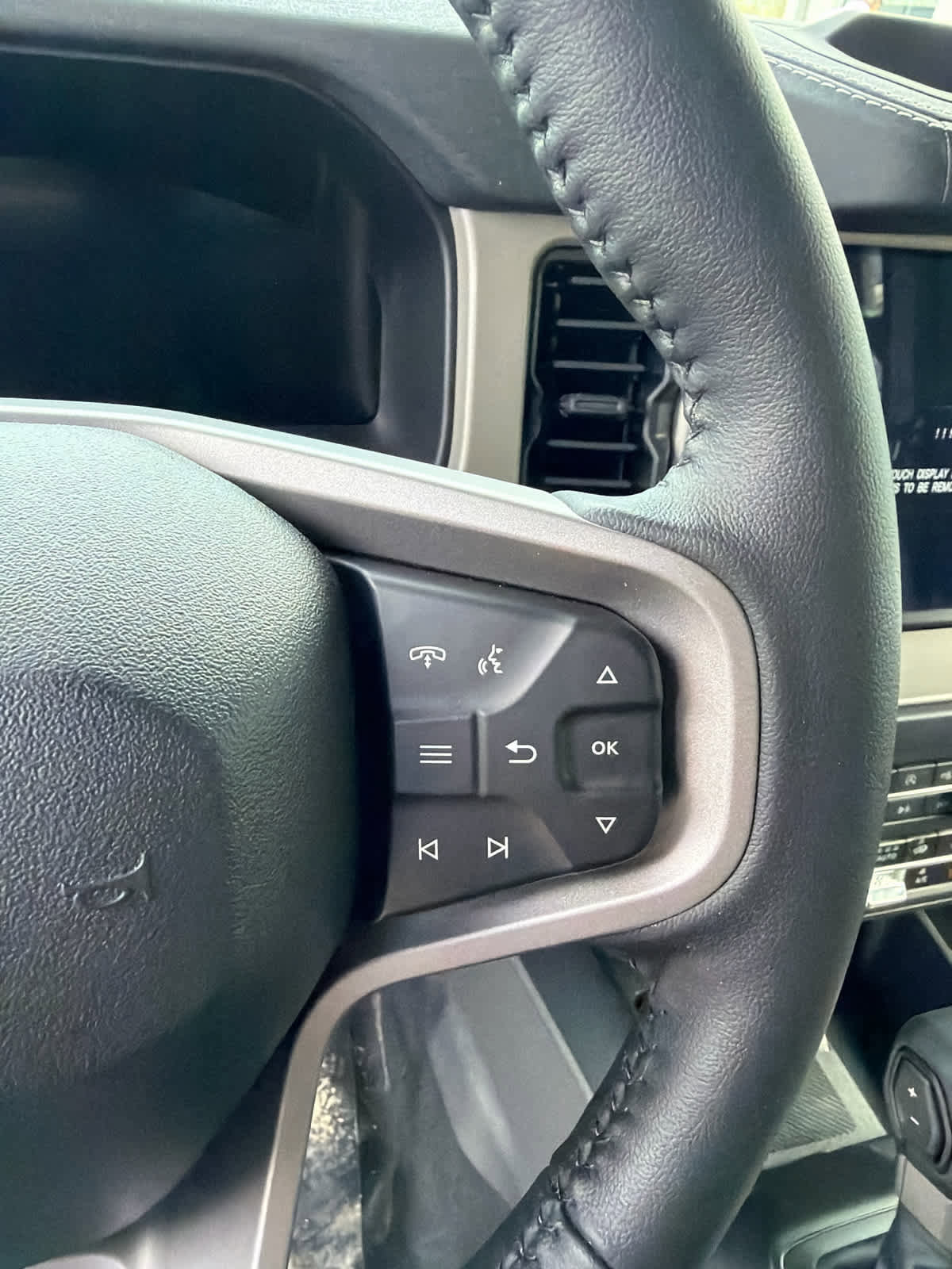 New 2026 Ford Bronco Outer Banks AWD/4WD image 18