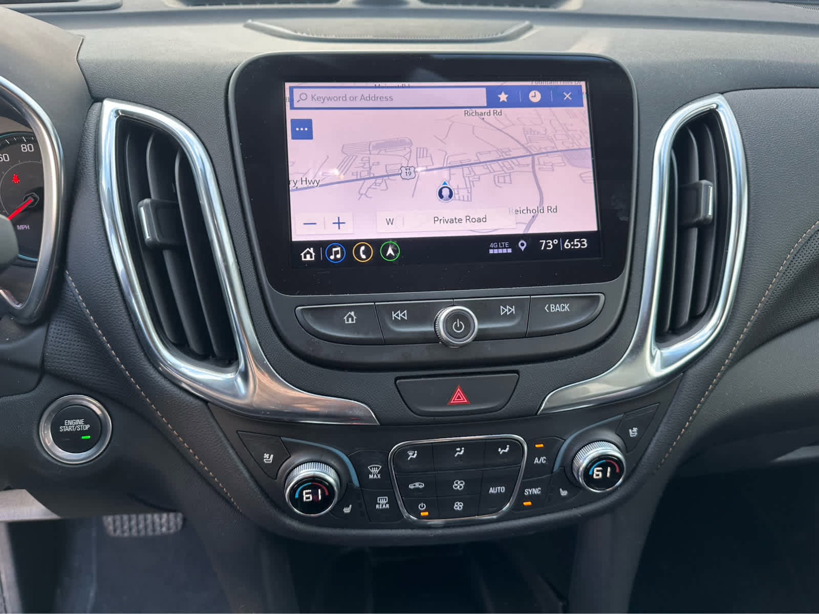 Used 2021 Chevrolet Equinox Premier AWD/4WD image 12