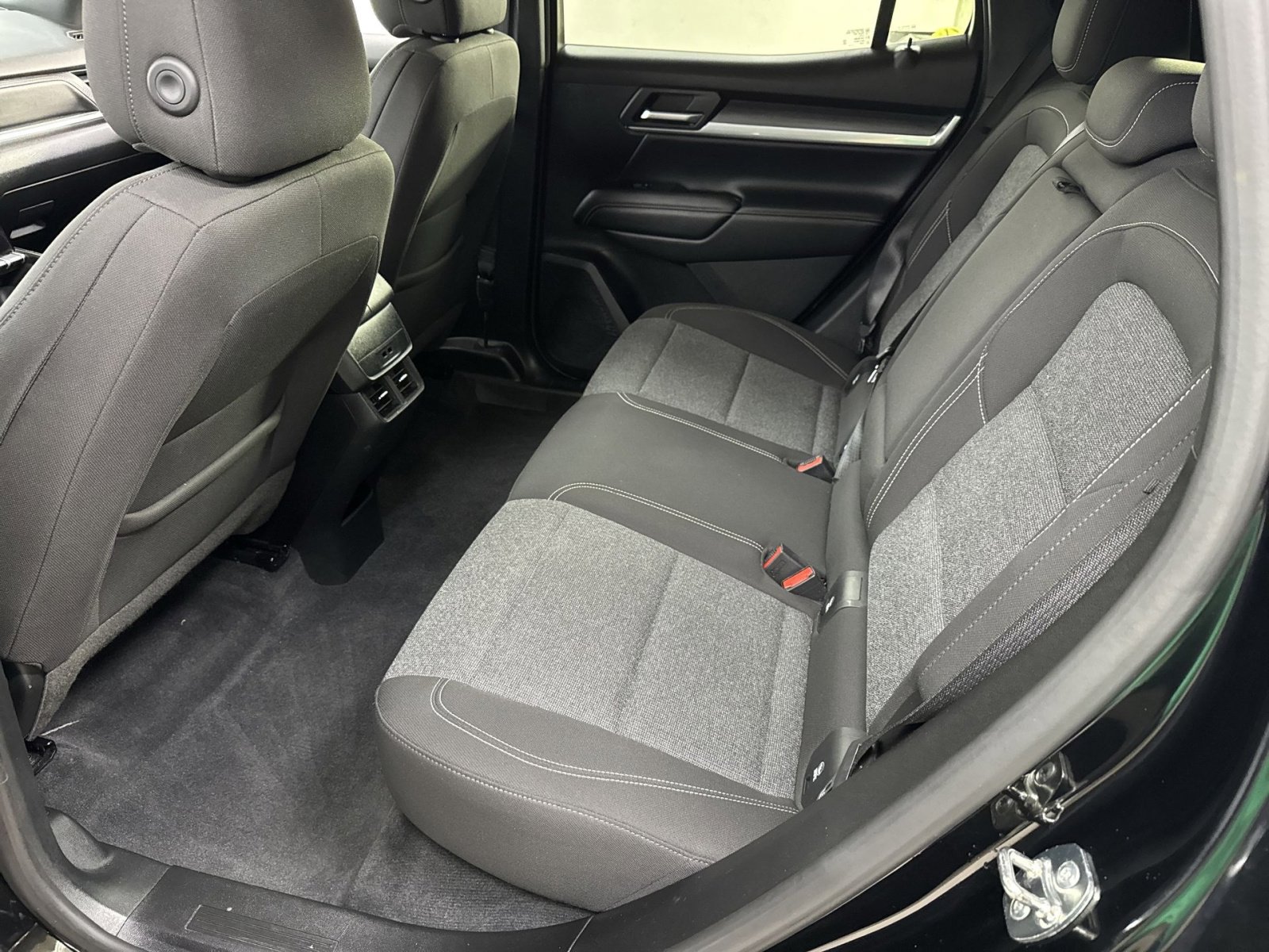 Used 2025 GMC Terrain Elevation FWD image 36