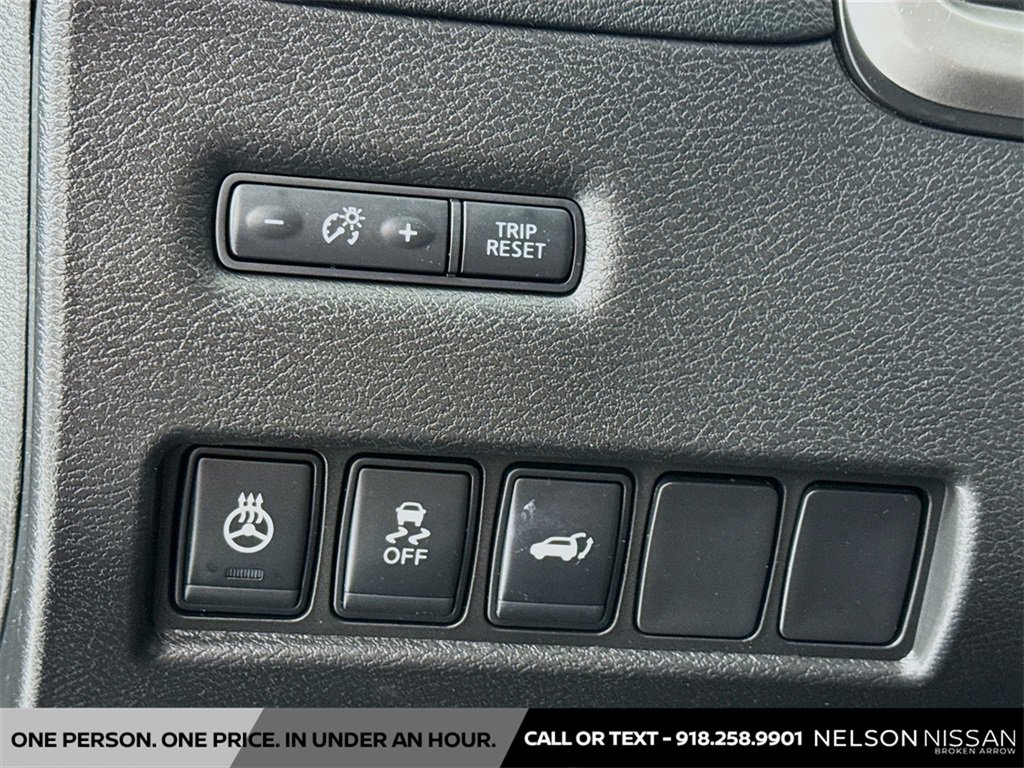 Used 2016 Nissan Murano Platinum w/ Platinum Technology Package image 10