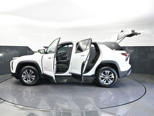 Used 2025 Chevrolet Equinox LT FWD image 41