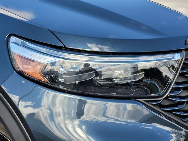 Used 2023 Ford Explorer ST-Line w/ Class IV Trailer Tow Package AWD/4WD image 11