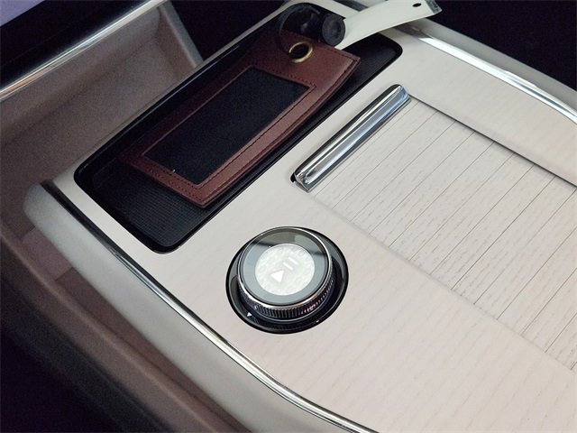 New 2025 Volvo EX90 Ultra image 19