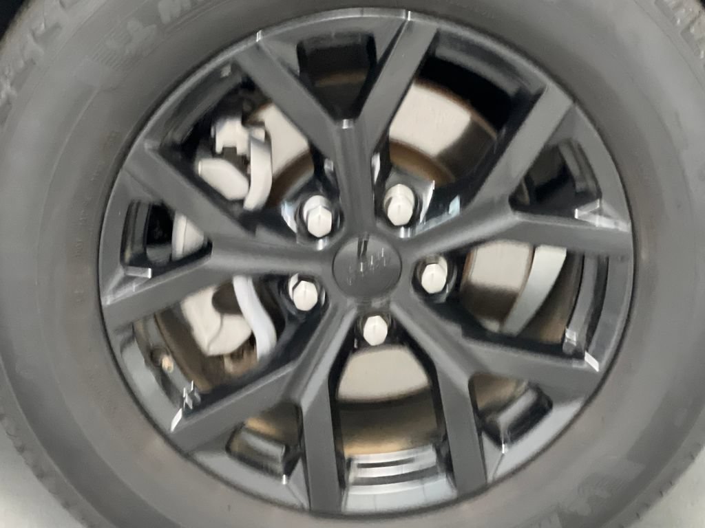 Used 2024 Jeep Grand Cherokee Altitude RWD image 73