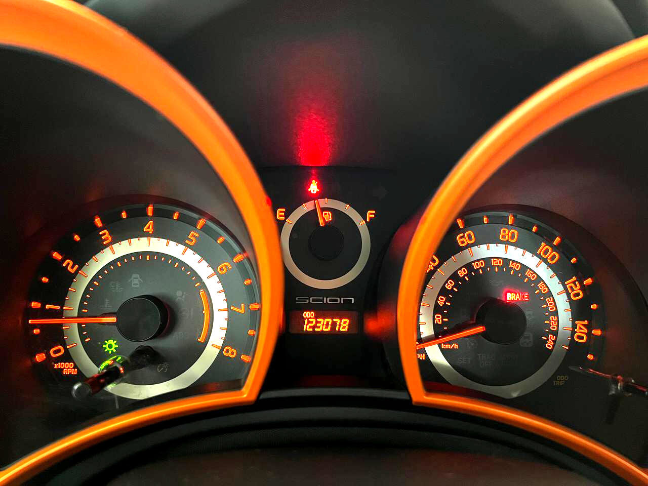 Used 2015 Scion tC image 14