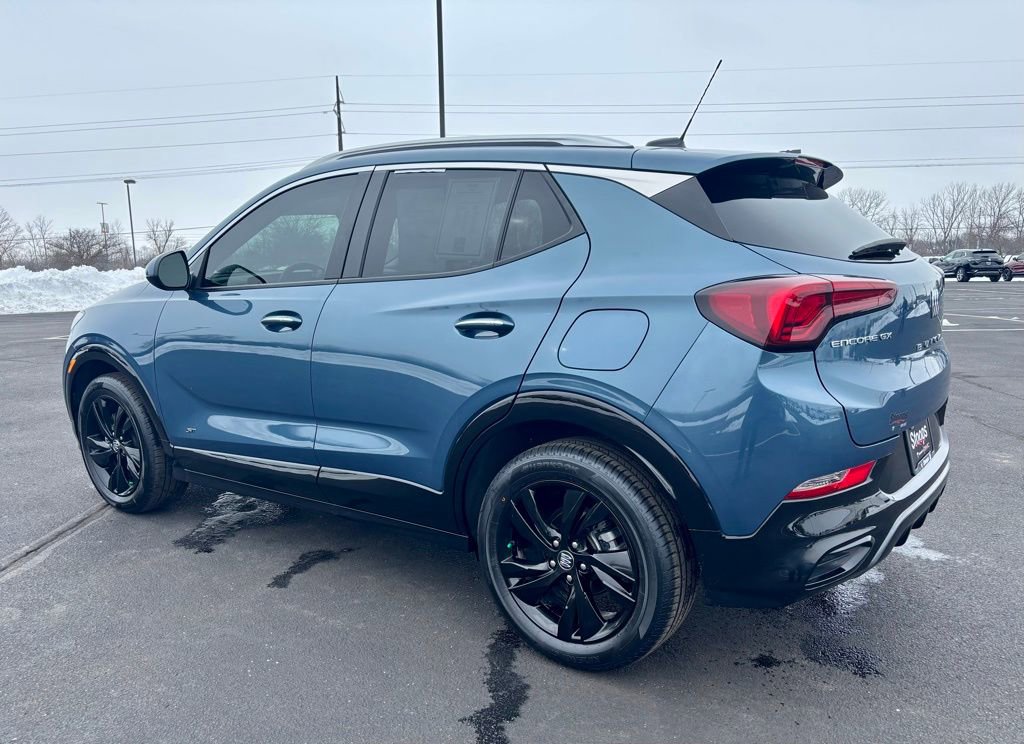 Used 2025 Buick Encore GX Sport Touring image 5