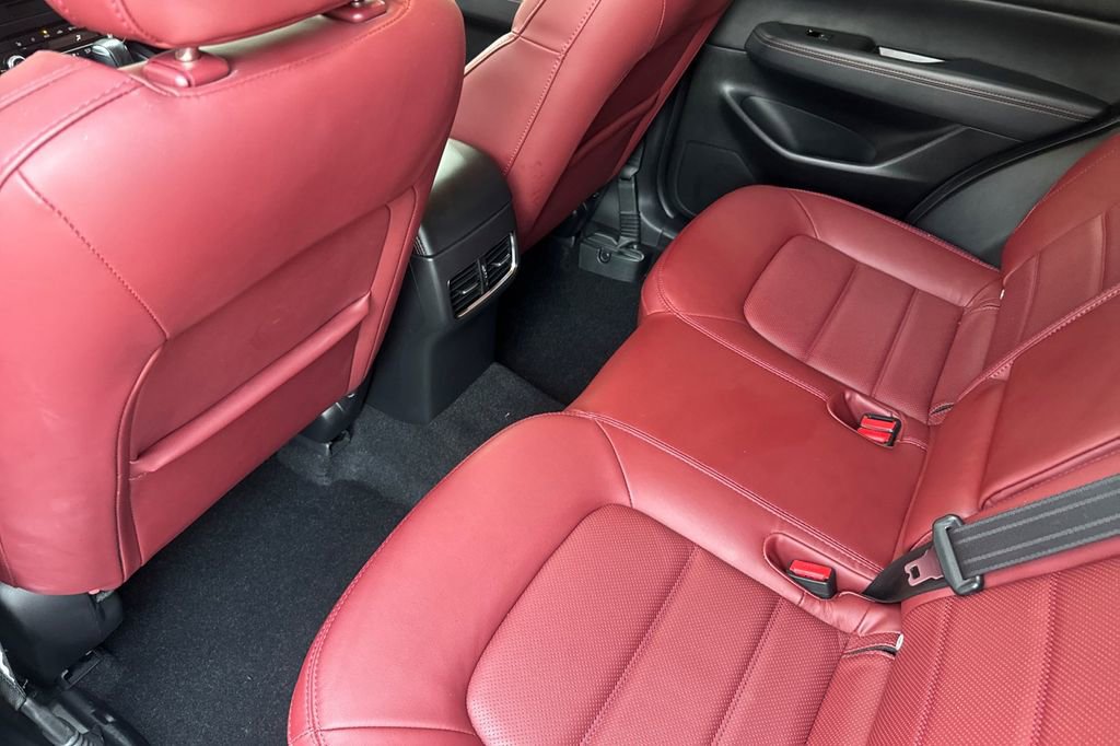 Used 2023 MAZDA CX-5 Carbon Edition image 11