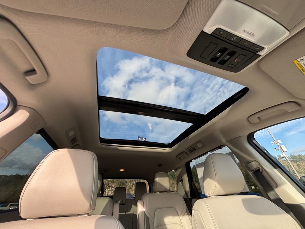 Used 2022 Nissan Pathfinder SL w/ SL Premium Package AWD/4WD image 27