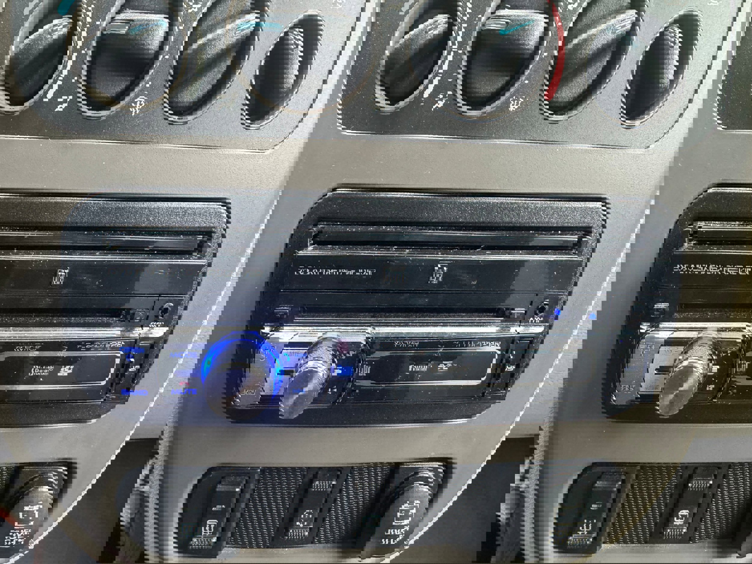 Used 2002 Chrysler PT Cruiser Limited image 14