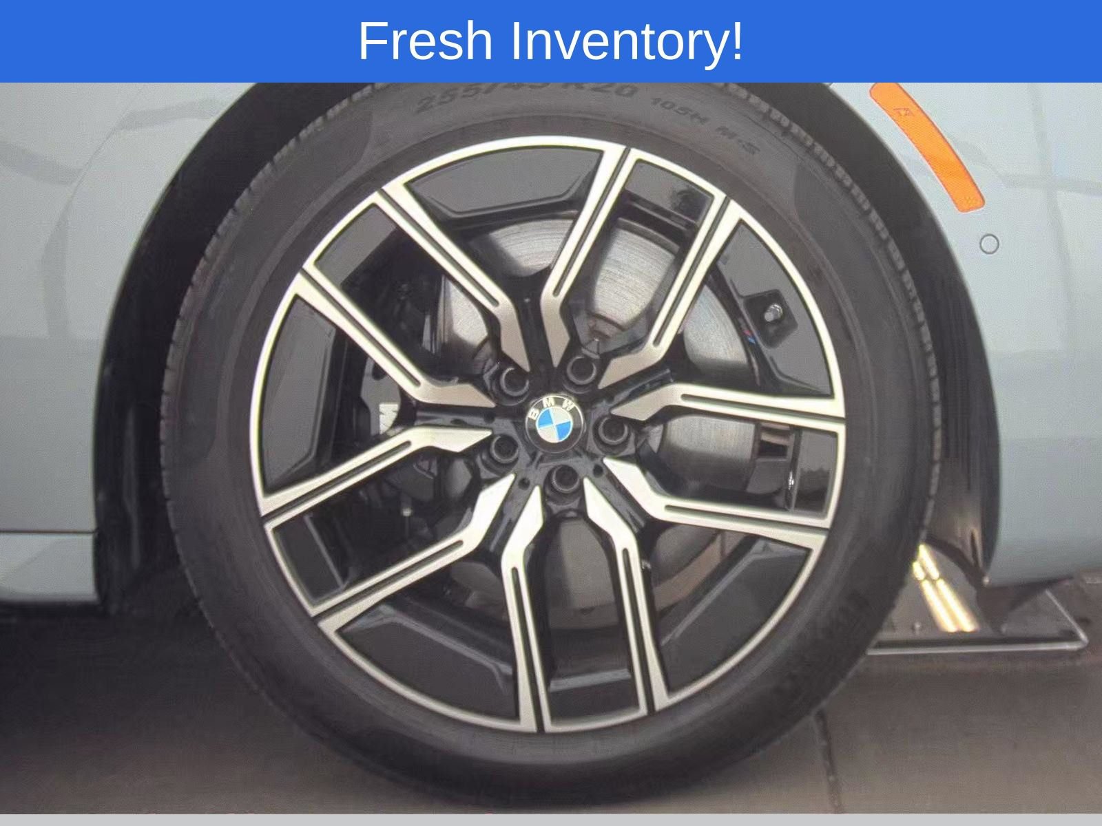 Used 2026 BMW 740i xDrive w/ Premium Package AWD/4WD image 10