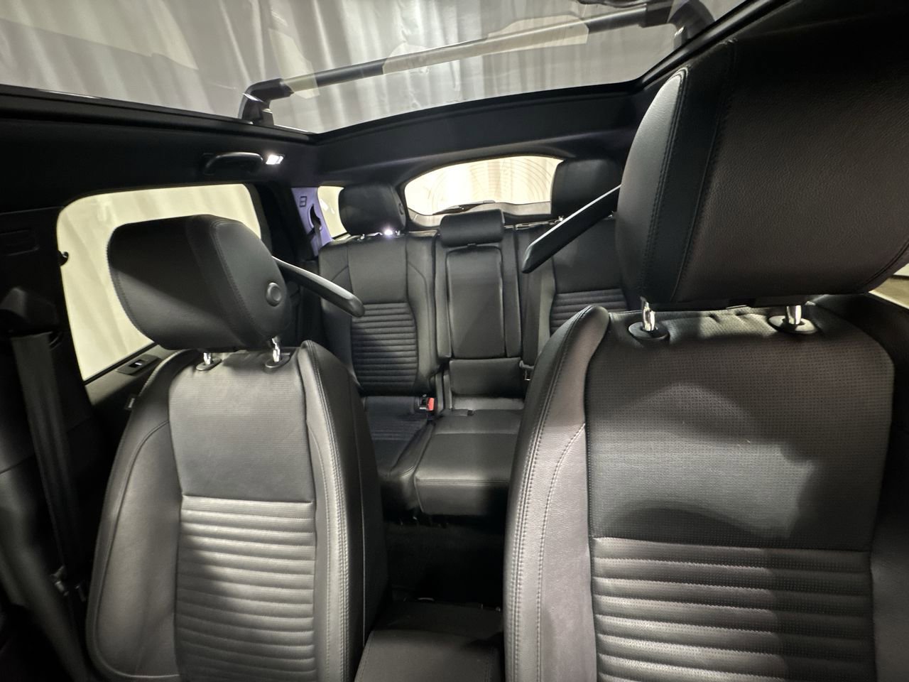 Used 2022 Land Rover Discovery Sport S image 29