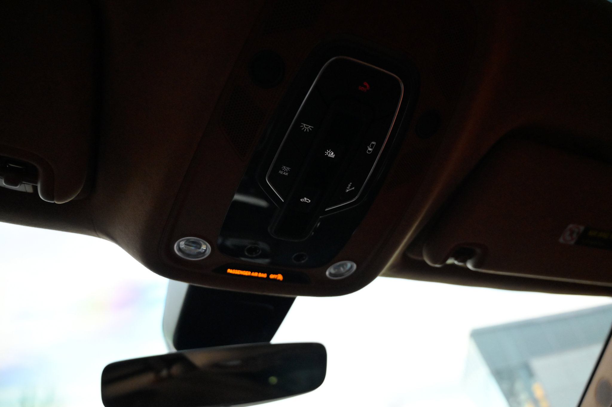 Used 2023 Bentley Bentayga image 31