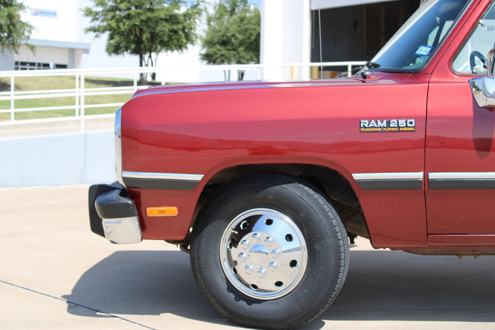 Used 1993 Dodge D/W Truck 250 RWD image 26