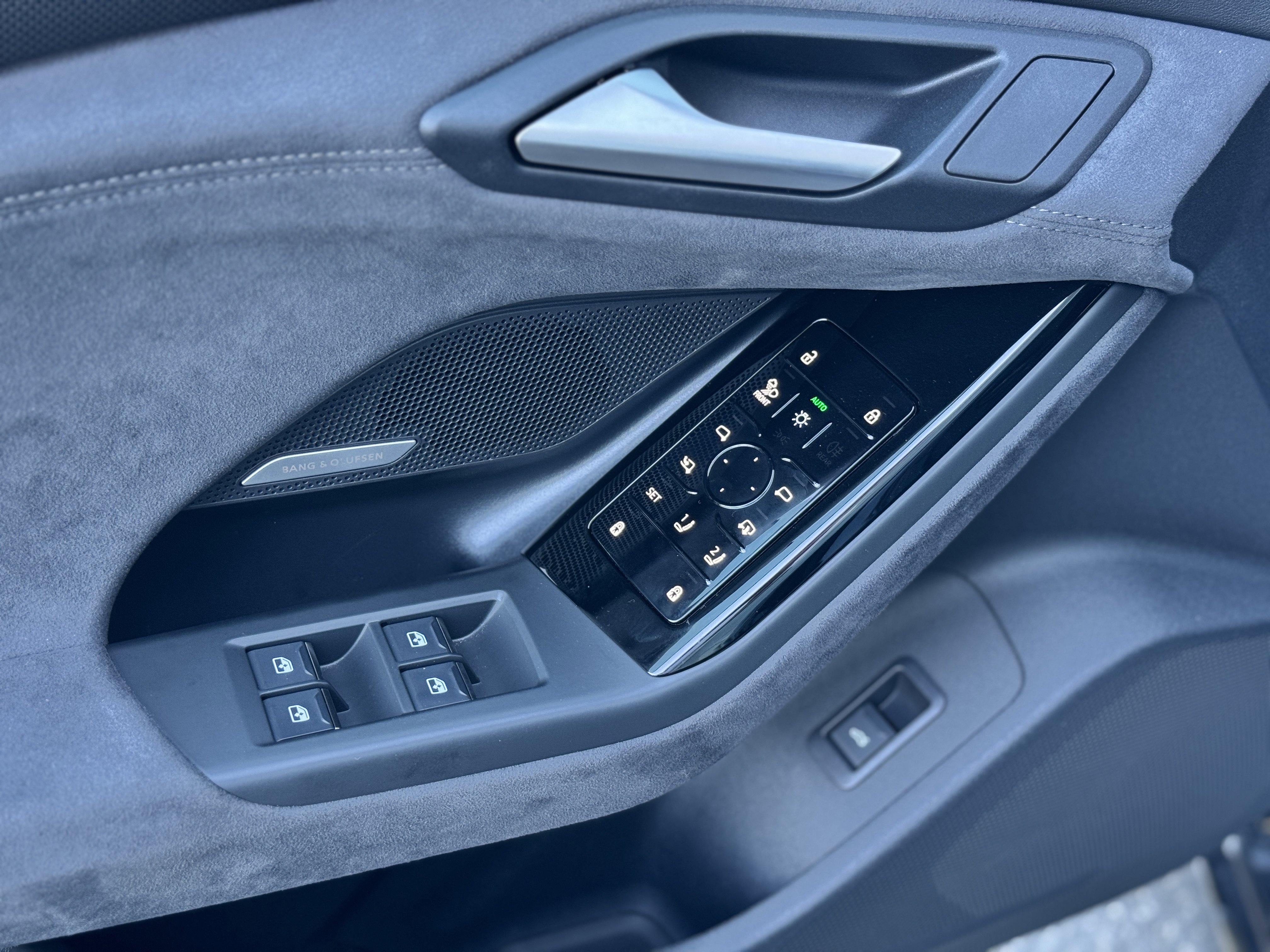 New 2025 Audi S6 e-tron Premium Plus image 16