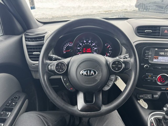 Used 2017 Kia Soul + image 14