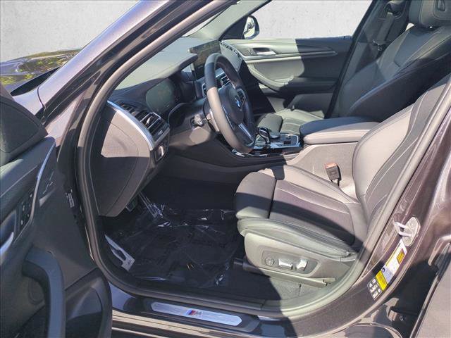 Used 2022 BMW X4 M40i AWD/4WD image 17