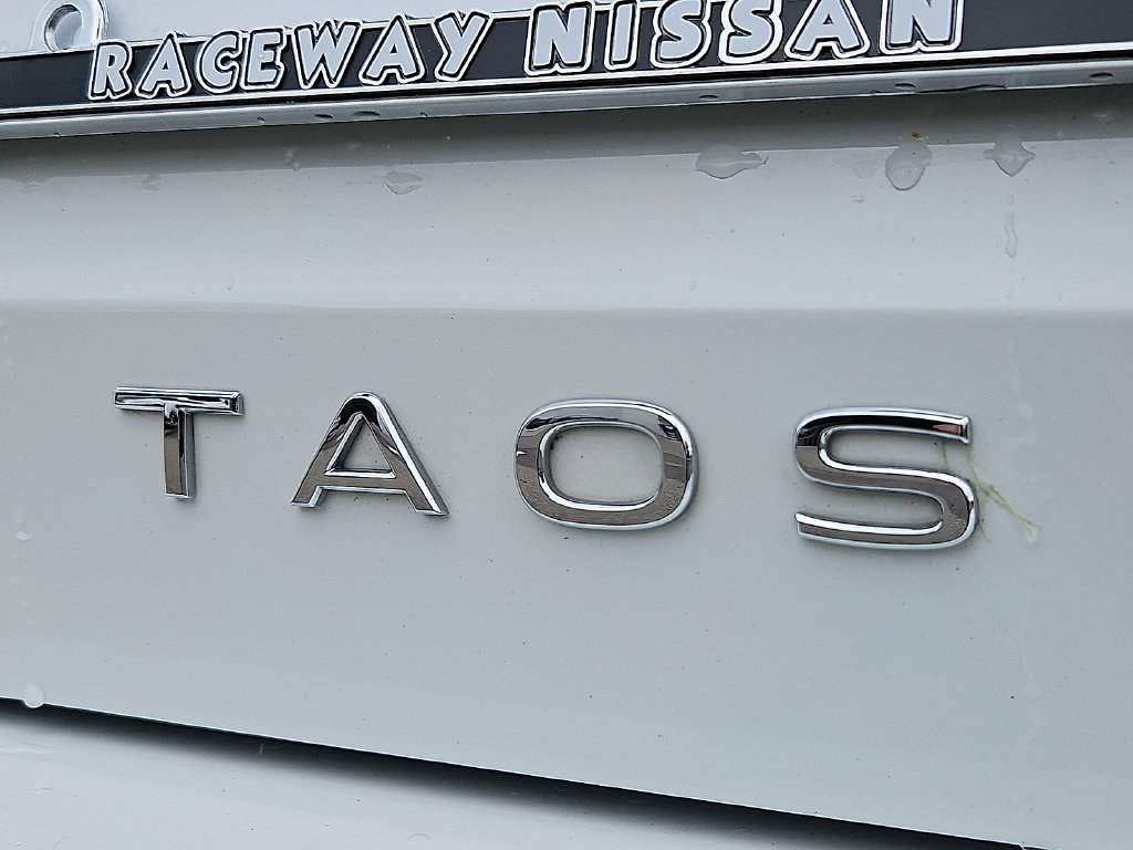 Used 2024 Volkswagen Taos SE AWD/4WD image 35