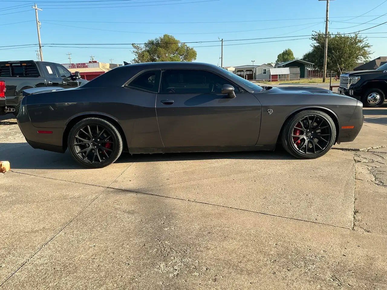 Used 2015 Dodge Challenger SRT Hellcat RWD image 5