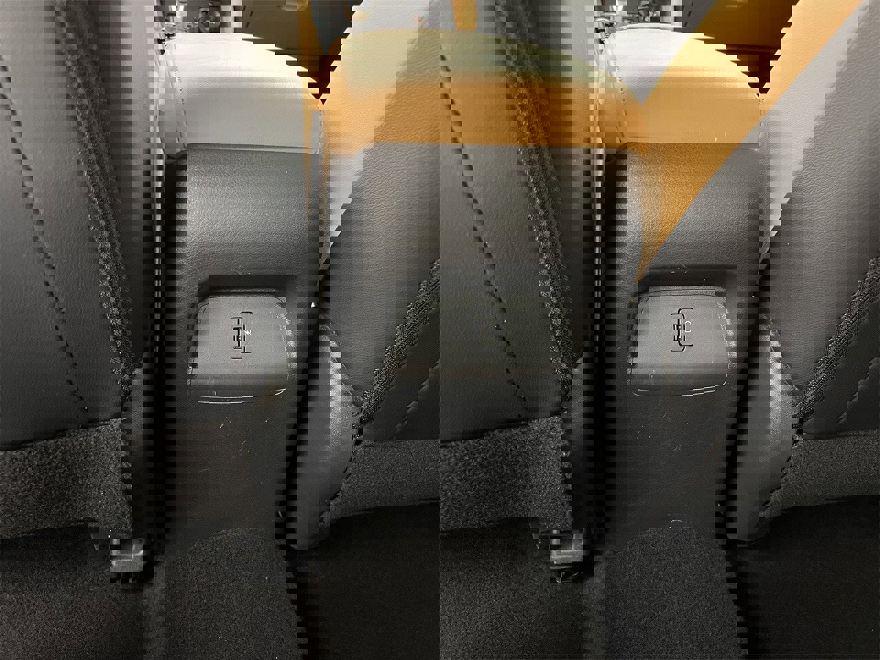 Used 2025 Nissan Sentra SV w/ SV Premium Package image 25