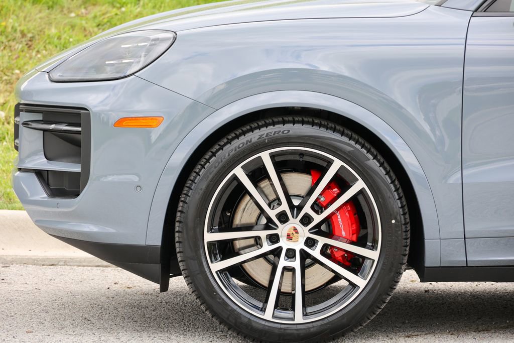 New 2026 Porsche Cayenne S AWD/4WD image 28
