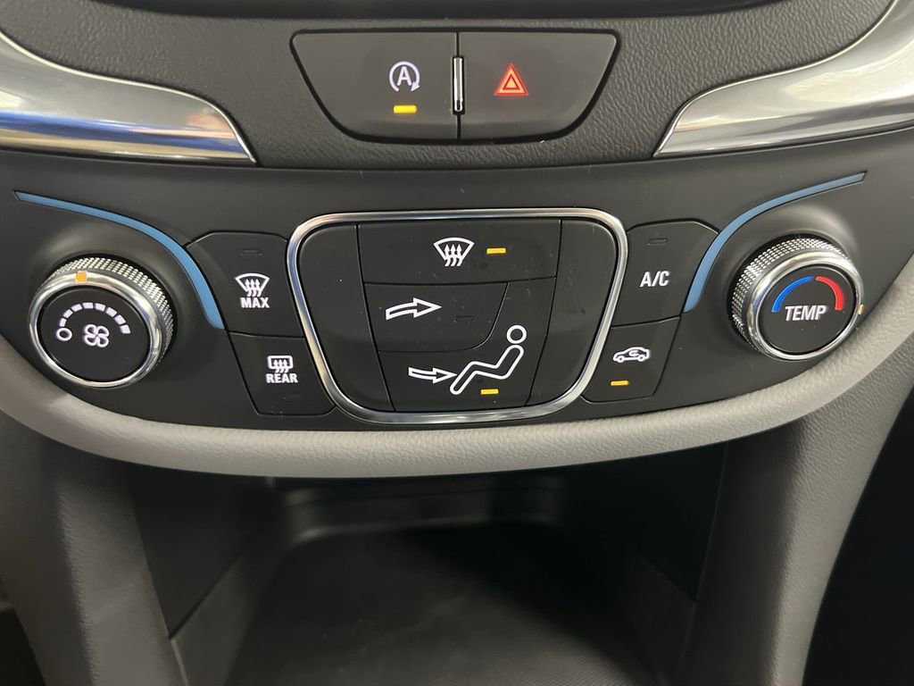 Used 2023 Chevrolet Equinox LS image 15