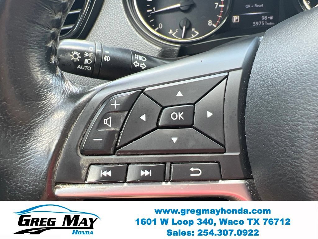Used 2018 Nissan Rogue Sport SL w/ SL Premium Package FWD image 29