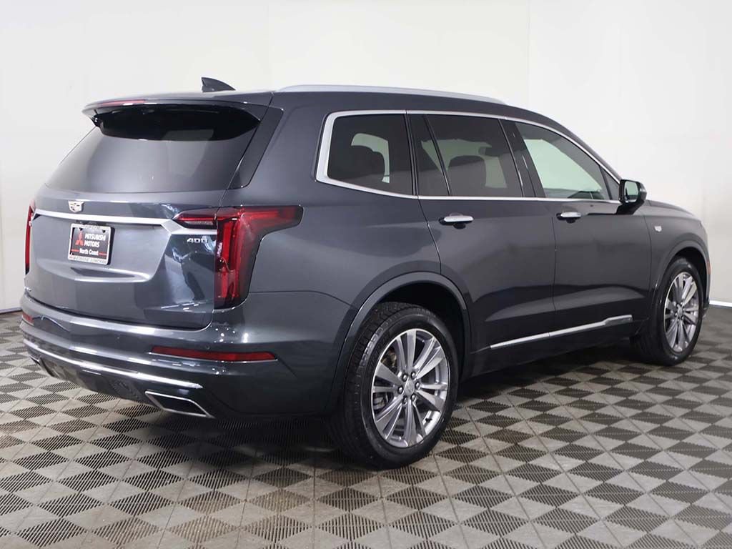 Used 2023 Cadillac XT6 Premium Luxury AWD/4WD image 16