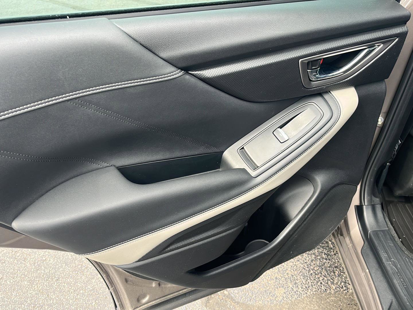 Used 2023 Subaru Forester Limited image 22