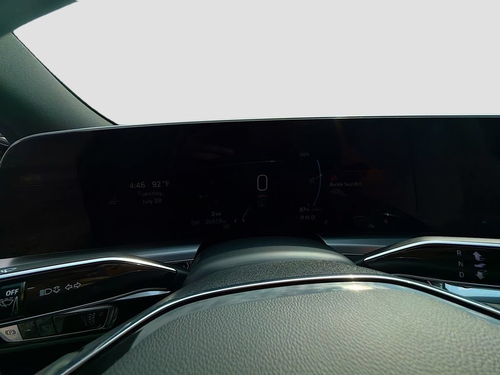 Used 2024 Cadillac Lyriq Sport RWD image 39