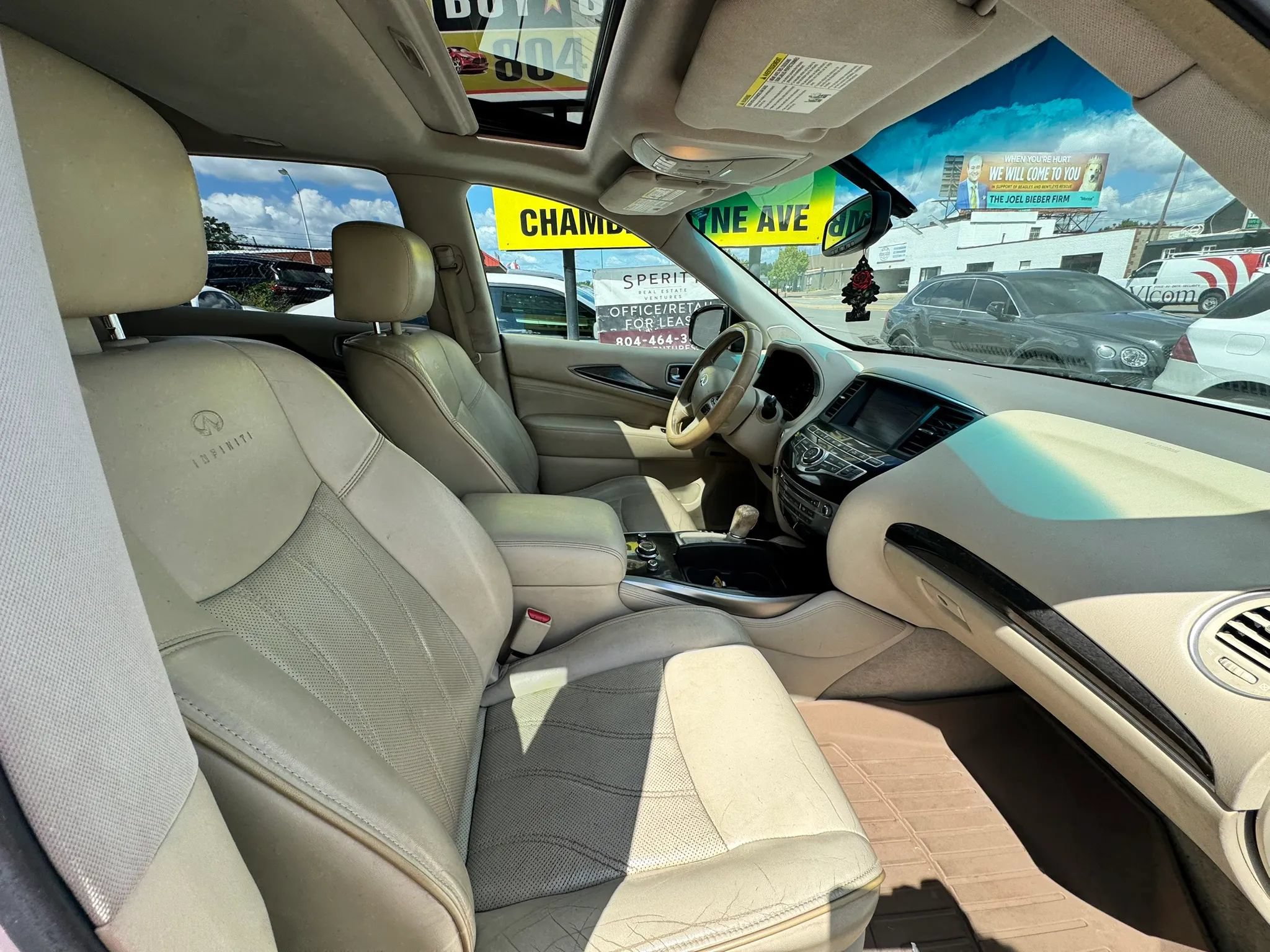 Used 2013 INFINITI JX35 AWD w/ Premium Pkg image 22