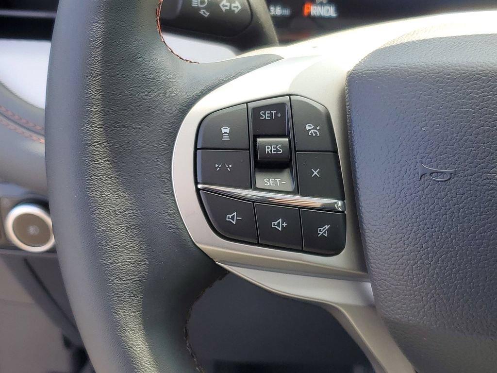 New 2026 Ford Explorer Active w/ Active Comfort Package AWD/4WD image 16