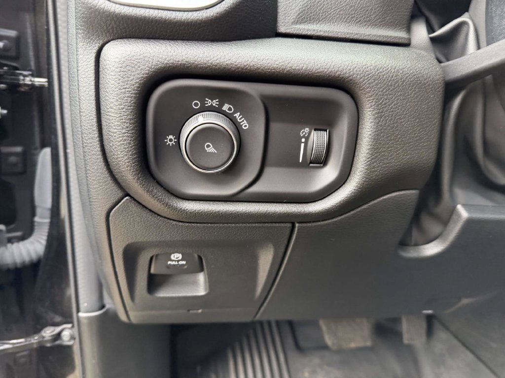 Certified 2023 RAM 1500 Big Horn AWD/4WD image 18